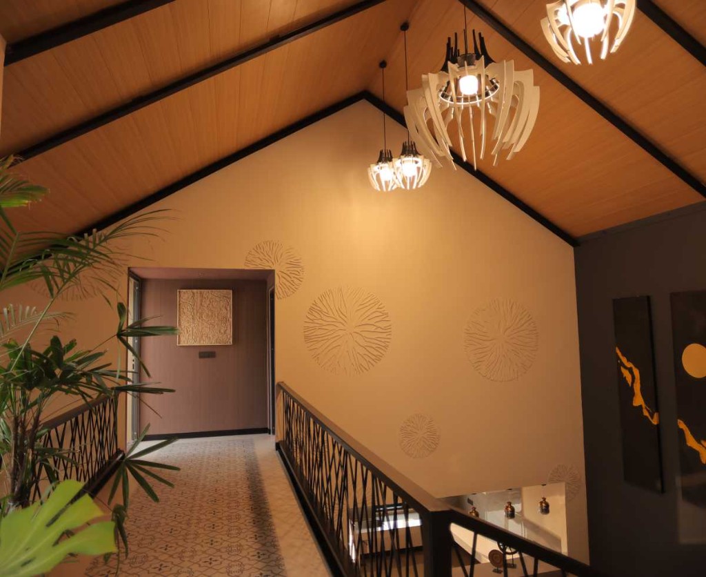 3 BHK villa hallway and staircase